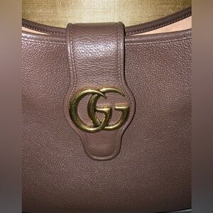 Gucci Aphrodite Medium Shoulder Bag